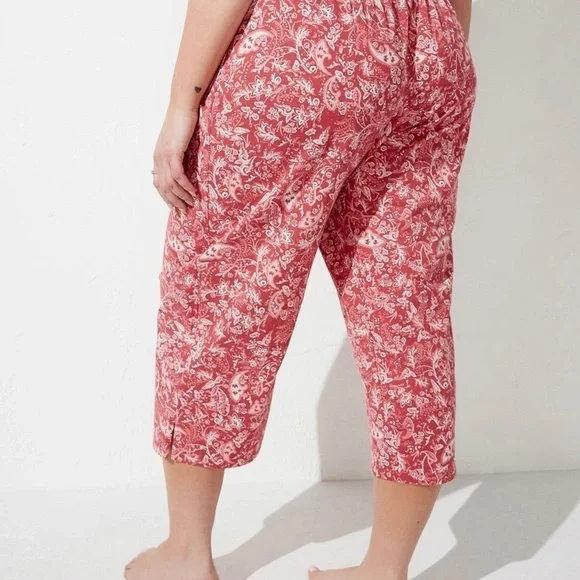 Capri Pant with Removable Sash Tie, Paisley Print - Picture 2 of 4